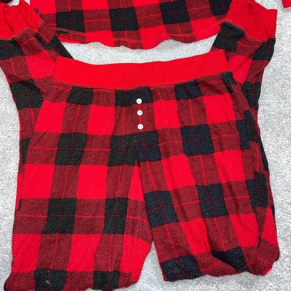 Red and Black Plaid Pajamas Set - Picture 3 of 4